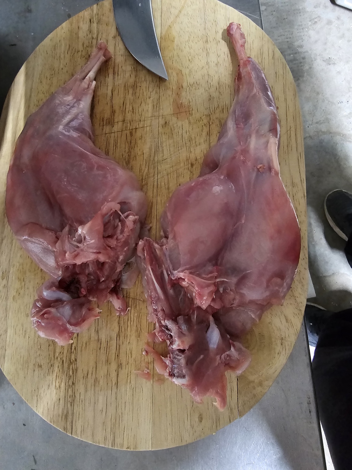 Portioned whole-prey preparation