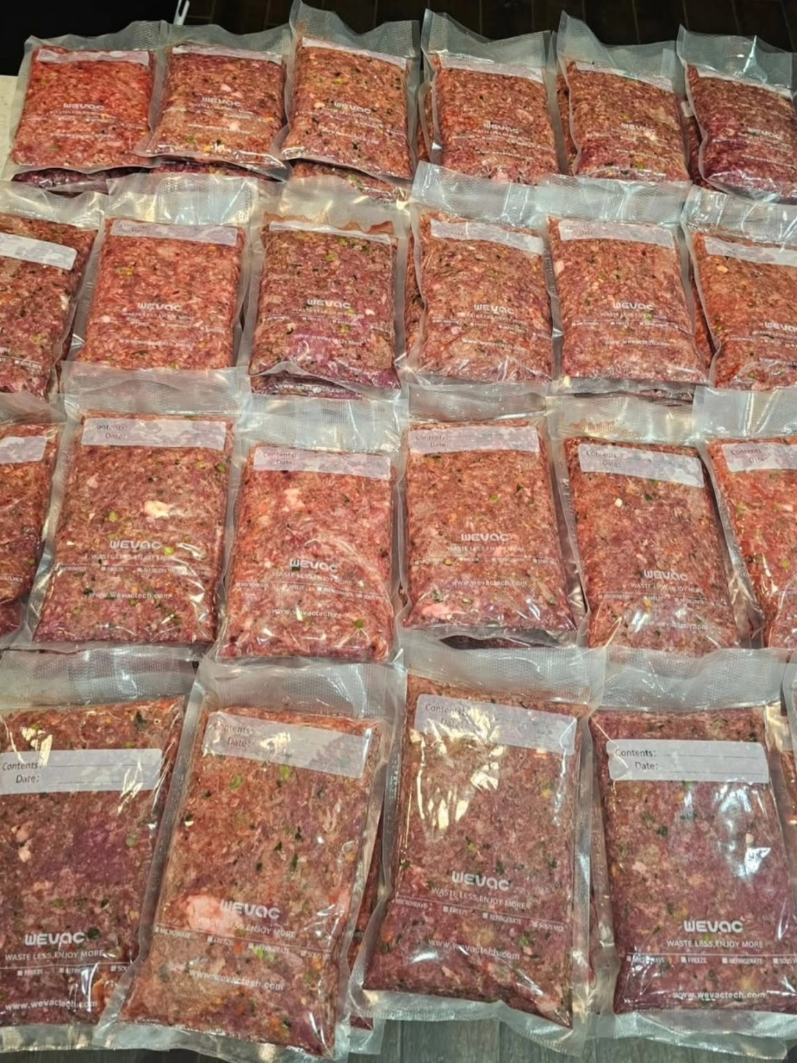 Vacuum-sealed meal portions